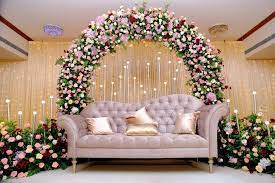 How to Attain Low Budget Wedding Stage Decoration?
